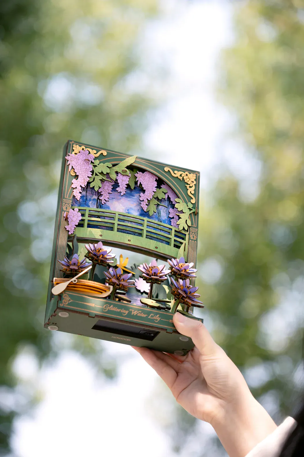 3D Wooden Puzzle: Glittering Water Lily - Image 4