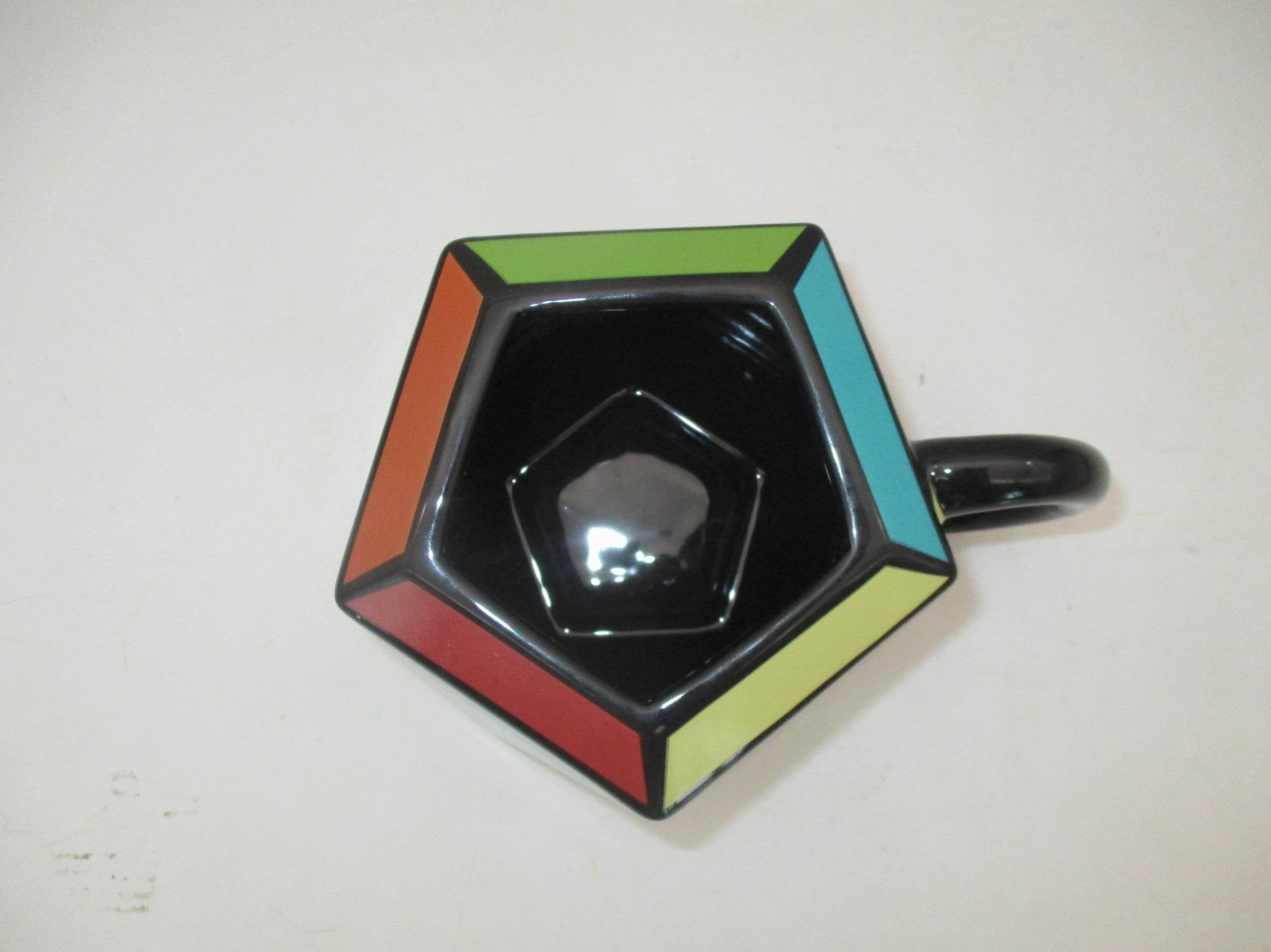 Dungeons & Dragons D20 Die Ceramic 3D Sculpted Mug - Image 6