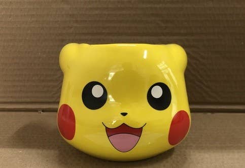 Pokémon Pikachu 3D Sculpted Ceramic Mug - Image 2