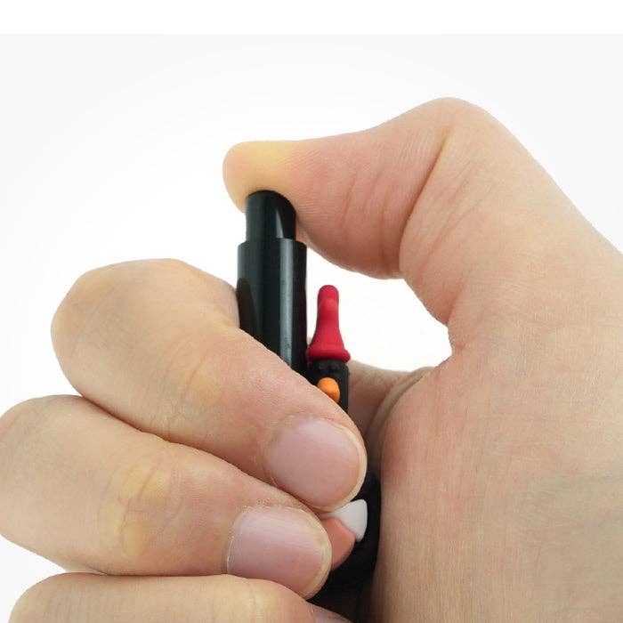 Wallace & Gromit Hug Pen – Gromit / Feathers McGraw - Image 7